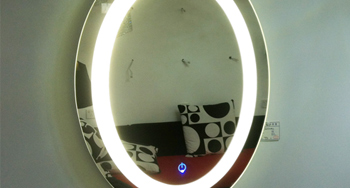 触摸HTH.COM-华体会(中国)板上设计有背景灯